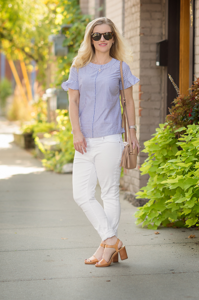 Petite fashion blogger | Banana Republic Flutter Sleeve Top | The perfect top for summer or fall. Click to read how I got it 75% off!