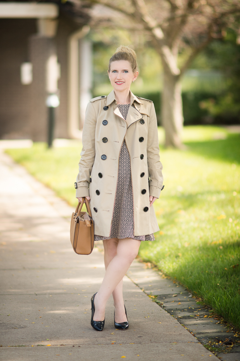 Petite Fashion and Style | Loft Tile Jacquard Flounce Dress | Burberry Trench | Click to Read More...