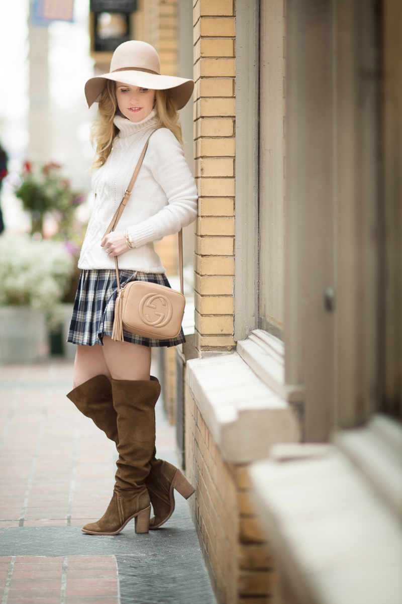 Petite Fashion and Style Blog | Romwe Navy Plaid Zipper Pleated Skirt | Click to Read More...