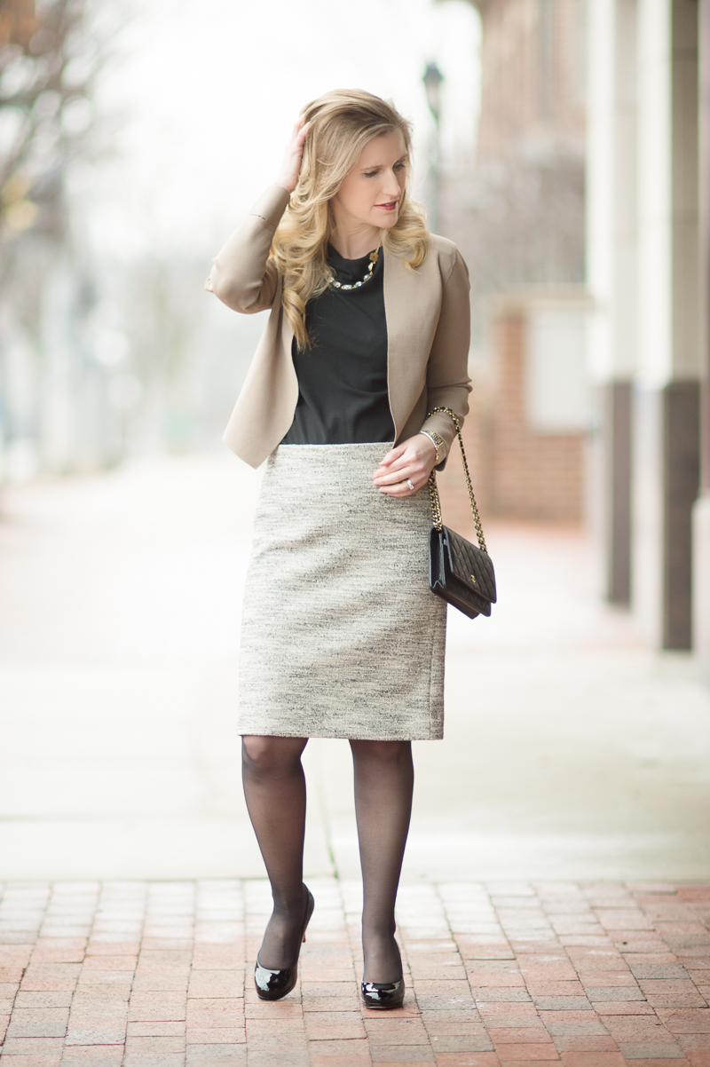 Petite Fashion and Style Blog | MM LaFleur Bento Box Review | Click to Read More... - MM Lafleur review by popular Michigan petite fashion blogger The Blue Hydrangeas