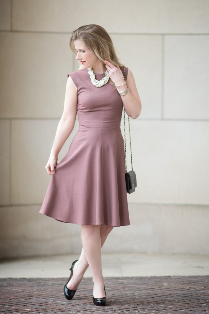 Petite Fashion and Style Blog | MM LaFleur Bento Box Review | Click to Read More... - MM Lafleur review by popular Michigan petite fashion blogger The Blue Hydrangeas