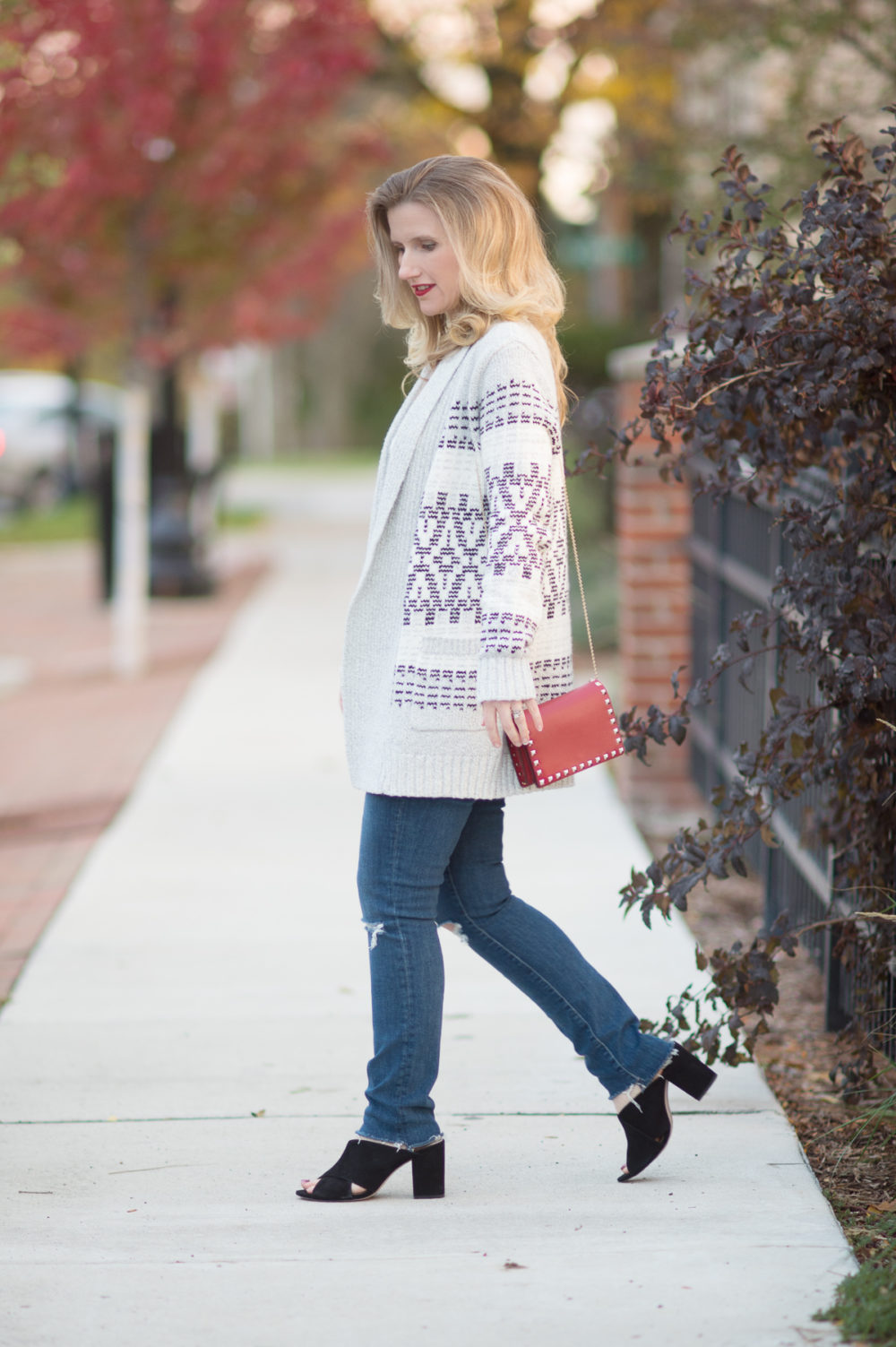 Petite Fashion and Style Blog | Cupcakes and Cashmere Raleigh Tribal Cardigan | Sole Society Luella Mules | Valentino Rockstud Flap Bag- { Click to Read More...