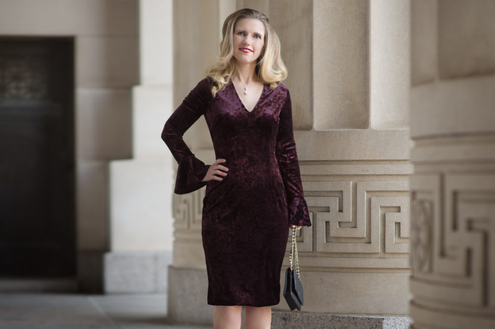 Petite Fashion and Style Blog | Fashion for Petite Women | London Times Lindsay Midi Dress | Chanel Wallet on Chain | Christian Louboutin Simple Pump