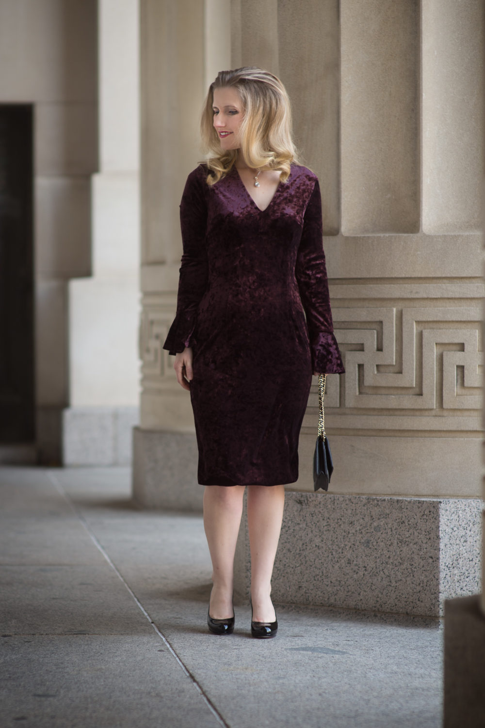 Petite Fashion and Style Blog | Fashion for Petite Women | London Times Lindsay Midi Dress | Chanel Wallet on Chain | Christian Louboutin Simple Pump
