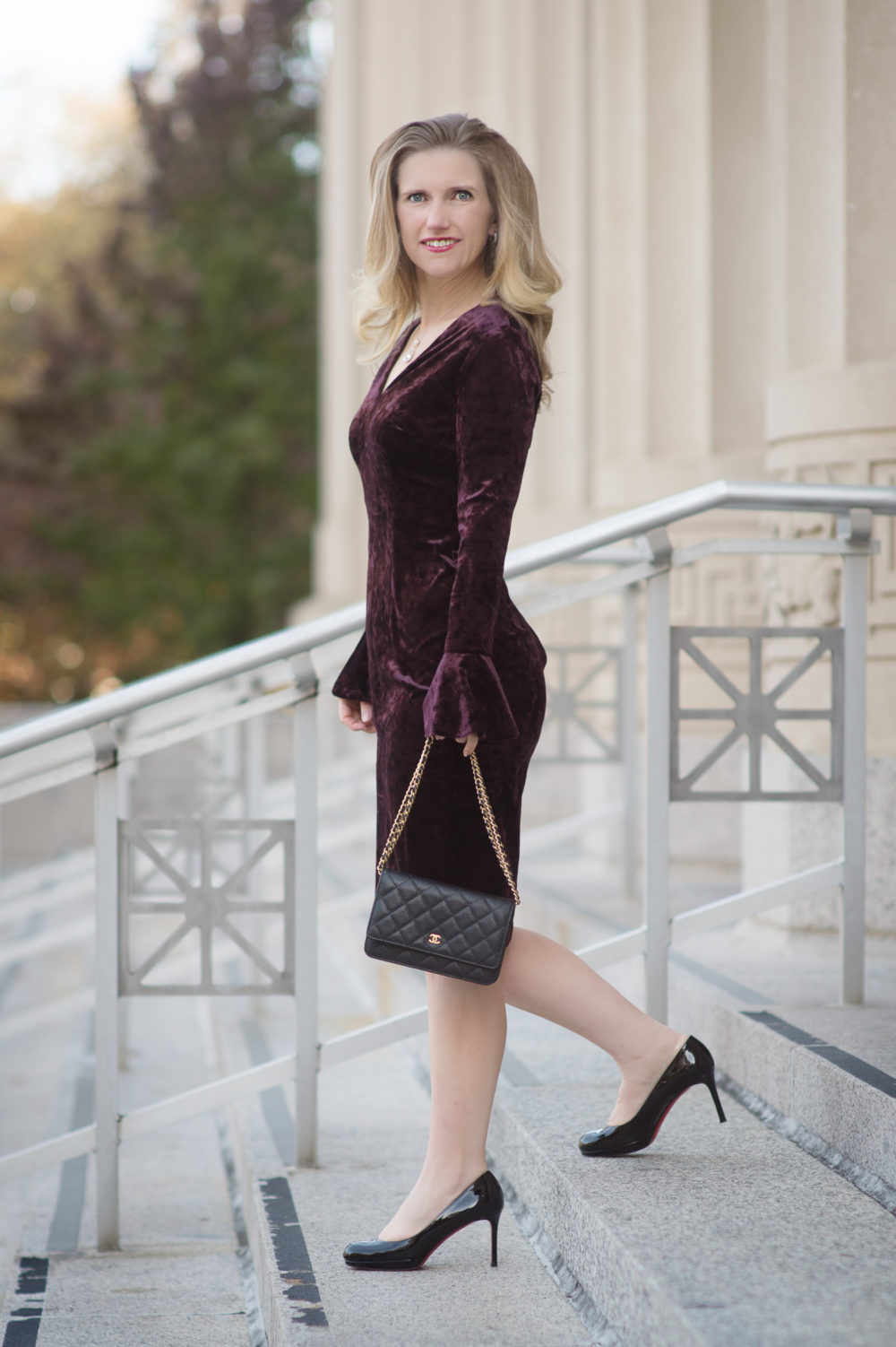 Petite Fashion and Style Blog | Fashion for Petite Women | London Times Lindsay Midi Dress | Chanel Wallet on Chain | Christian Louboutin Simple Pump
