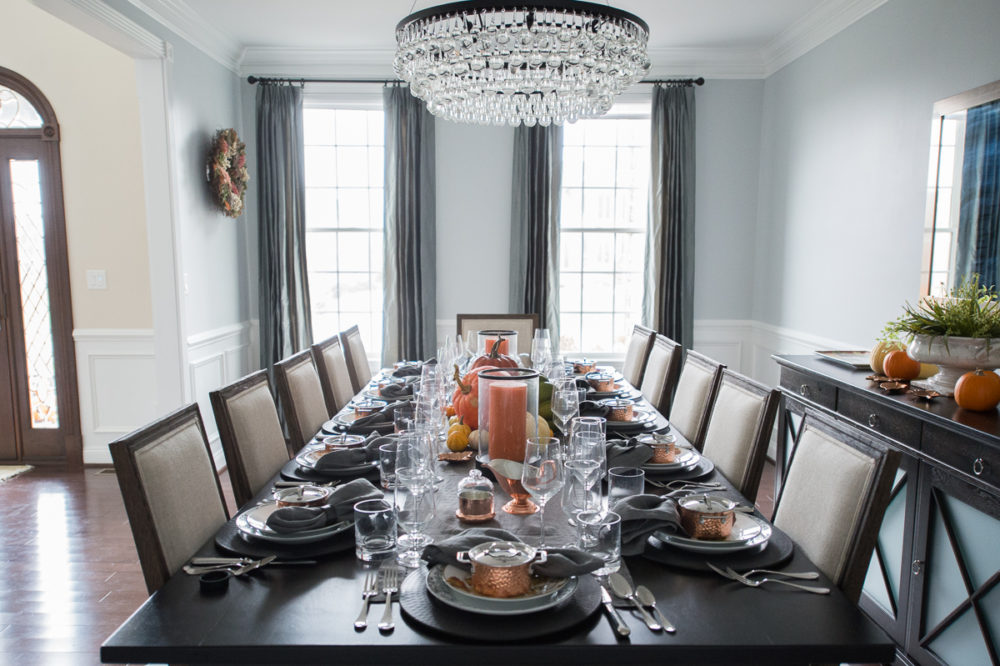 Petite Fashion and Style Blog | Williams Sonoma In Home Consultation | Williams Sonoma Acorn Plates | Click to Read More... - Our Thanksgiving Tablescape with Williams Sonoma by popular Michigan style blogger The Blue Hydrangeas