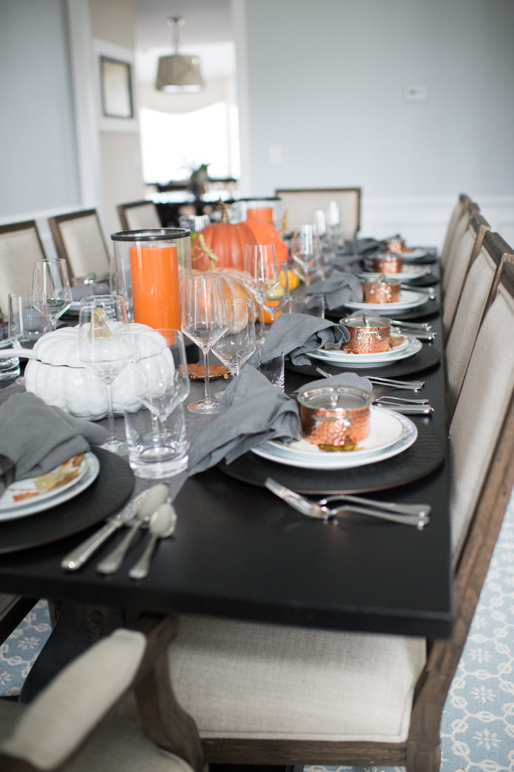 Petite Fashion and Style Blog | Williams Sonoma In Home Consultation | Williams Sonoma Acorn Plates | Click to Read More... - Our Thanksgiving Tablescape with Williams Sonoma by popular Michigan style blogger The Blue Hydrangeas