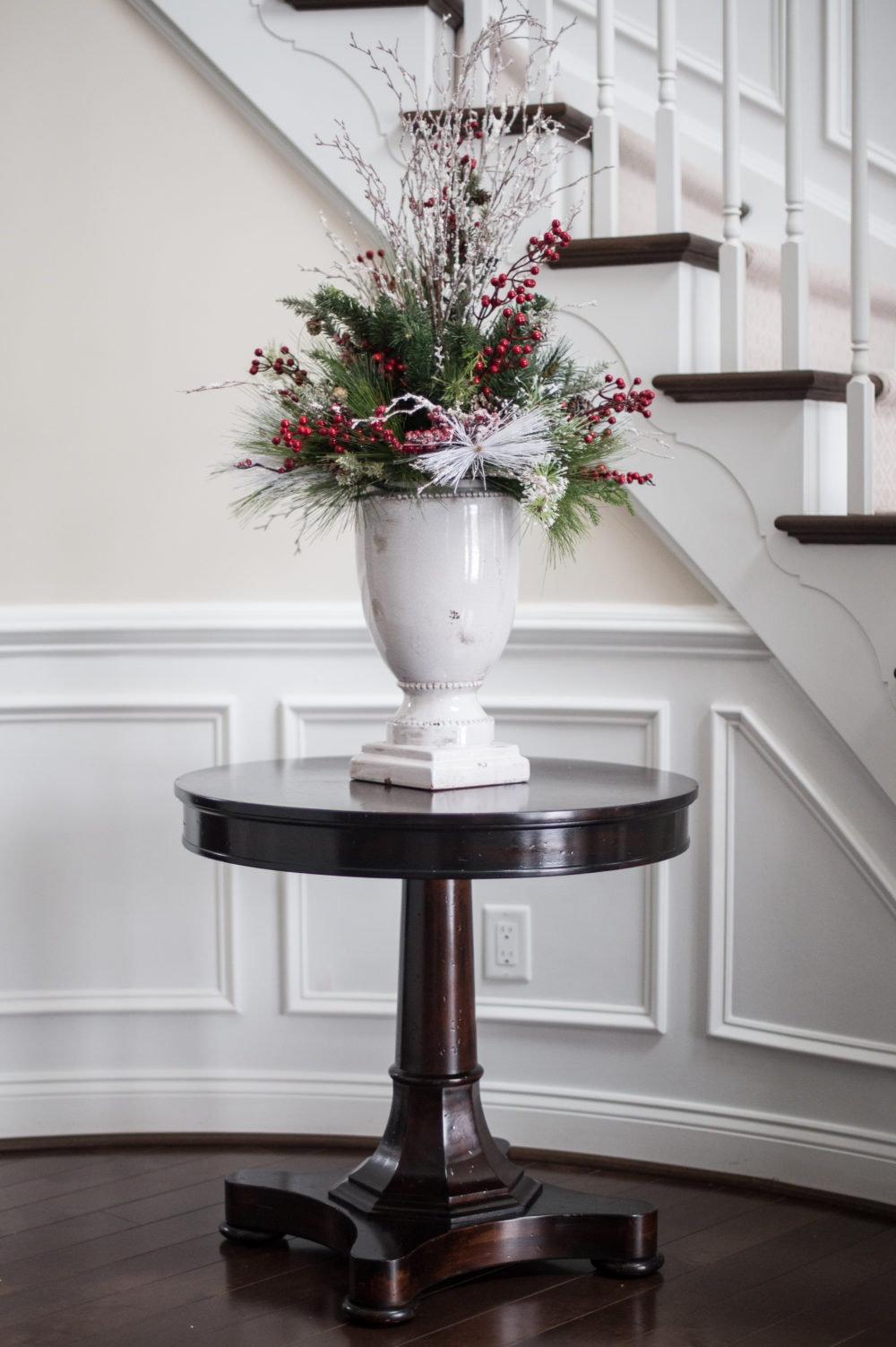 Petite Fashion and Style Blog | Christmas Decoration Inspiration | My Home for the Holidays | Flocked Christmas Tree | Click to Read More...