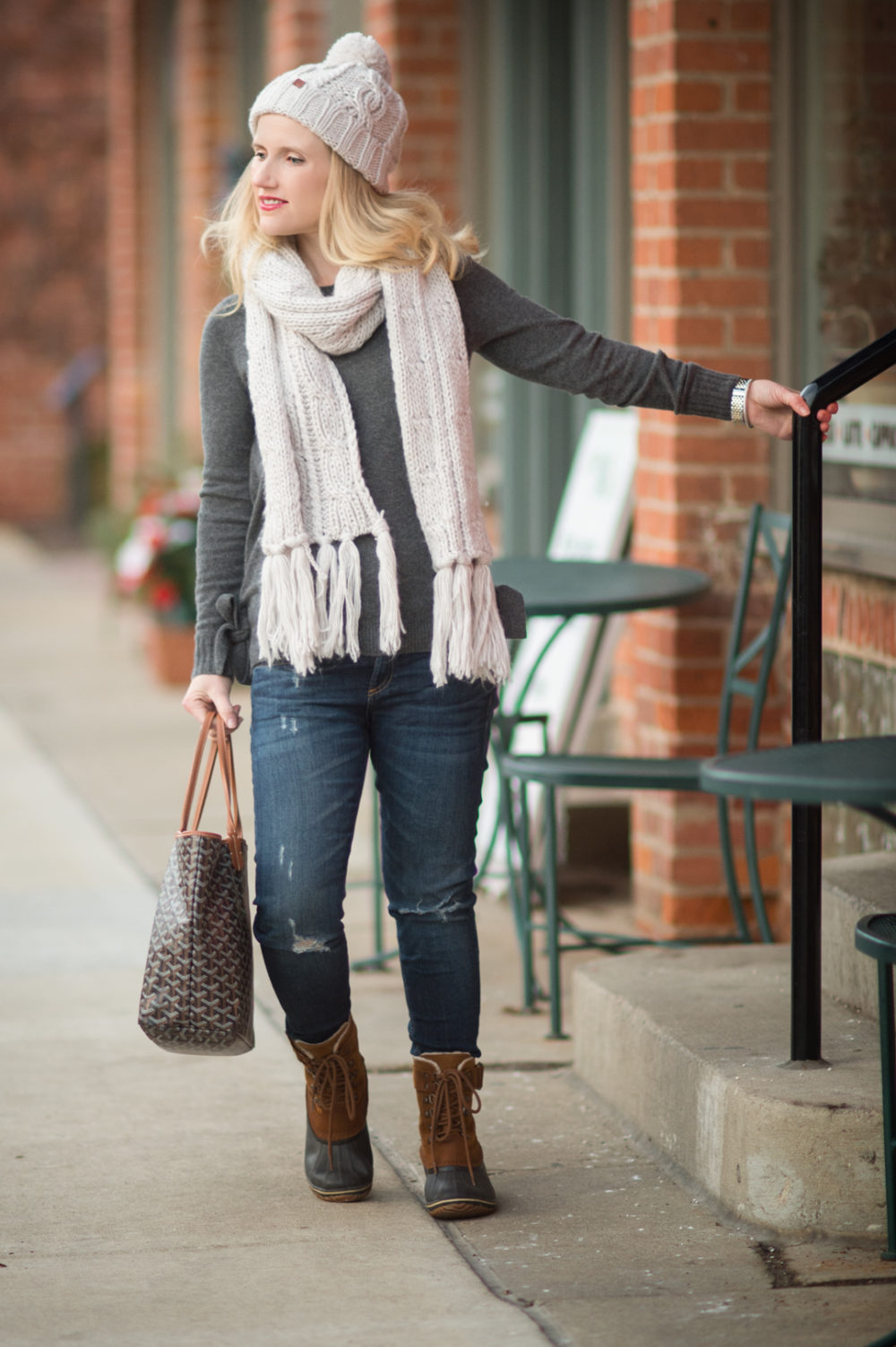 Petite Fashion and Style Blog | Fashion for Petite Women | Lark and Ro Cashmere Sweater | Sorel Winter Fancy Lace II Boot | Goyard Tote | Click to Read More...