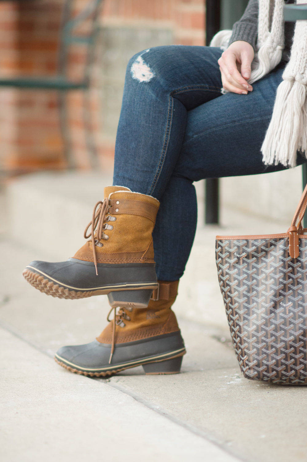 Petite Fashion and Style Blog | Fashion for Petite Women | Lark and Ro Cashmere Sweater | Sorel Winter Fancy Lace II Boot | Goyard Tote | Click to Read More...