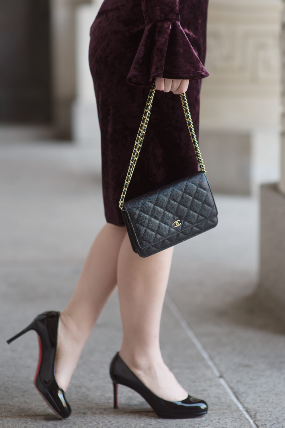 Petite Fashion and Style Blog | Fashion for Petite Women | London Times Lindsay Midi Dress | Chanel Wallet on Chain | Christian Louboutin Simple Pump