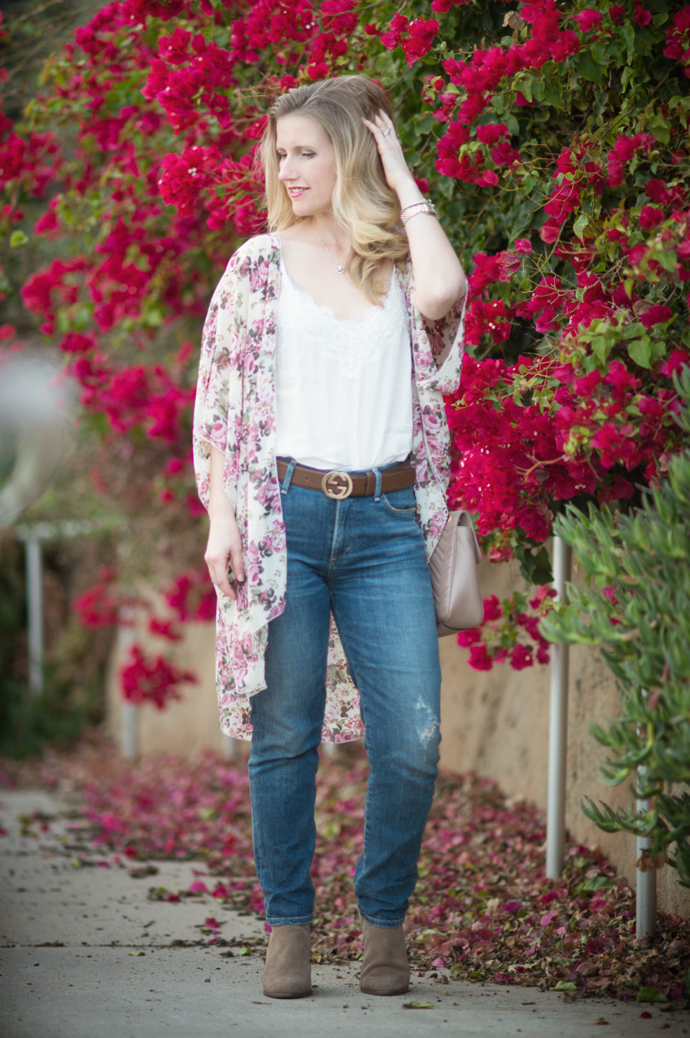 Petite Fashion and Style Blog | Fashion for Petite Women | Morning Lavender Floral Kimono | Citizens of Humanitty Cara Ankle Jeans | Gucci Belt with Interlocking G | Vince Camuto Franell Bootie