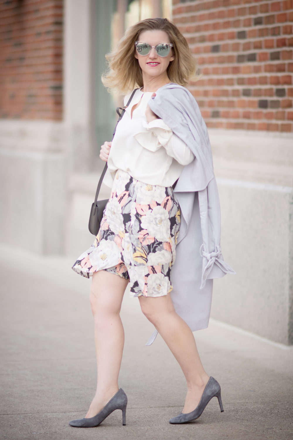 Petite Fashion and Style Blog | Club Monaco Ellayne Tie Trench | Loft Floral Flounce Skirt | Loft Bell Cuff Blouse