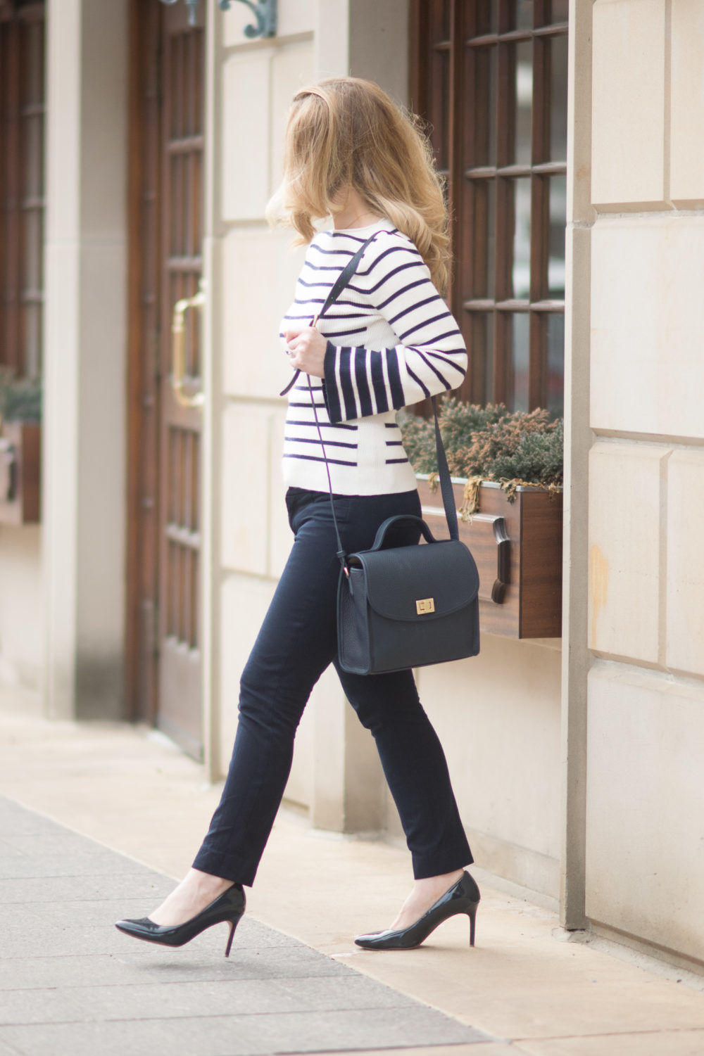 etite Fashion and Style Blog | Fashion for Petite Women | Amazon Fashion | Cable Stitch Women's Bell Sleeve Stripe Sweater | Banana Republic Sloan Pants | Gigi New York Amelie Bag