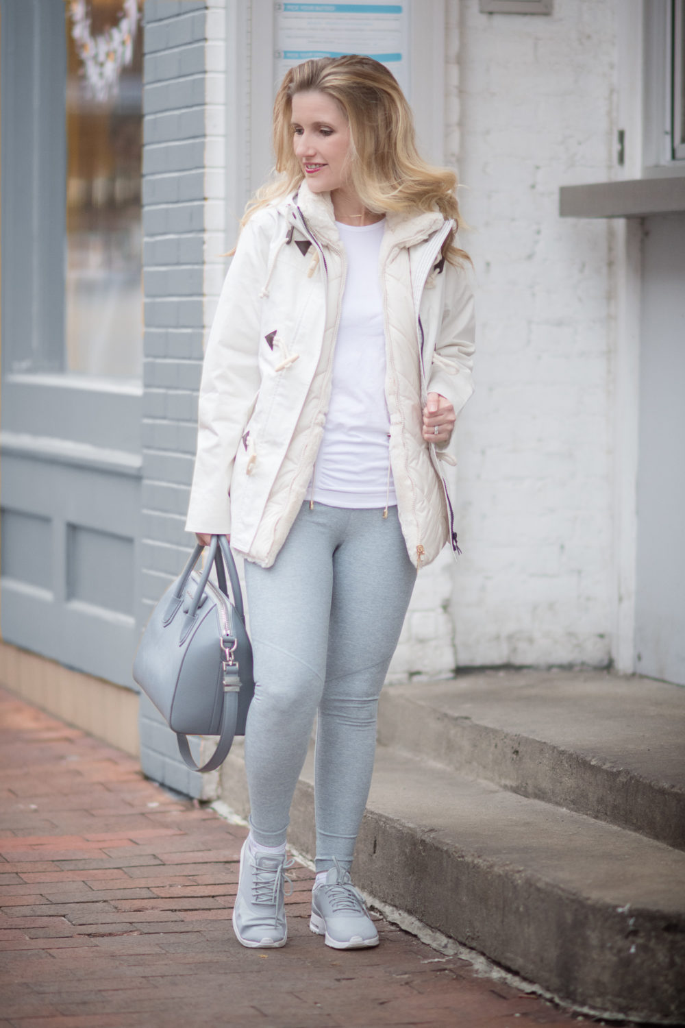 Petite Fashion and Style Blog | Fashion for Petite Women | Outdoor Voices 3-4 Warmup Legging | Boden Whitby Waterproof Jacket