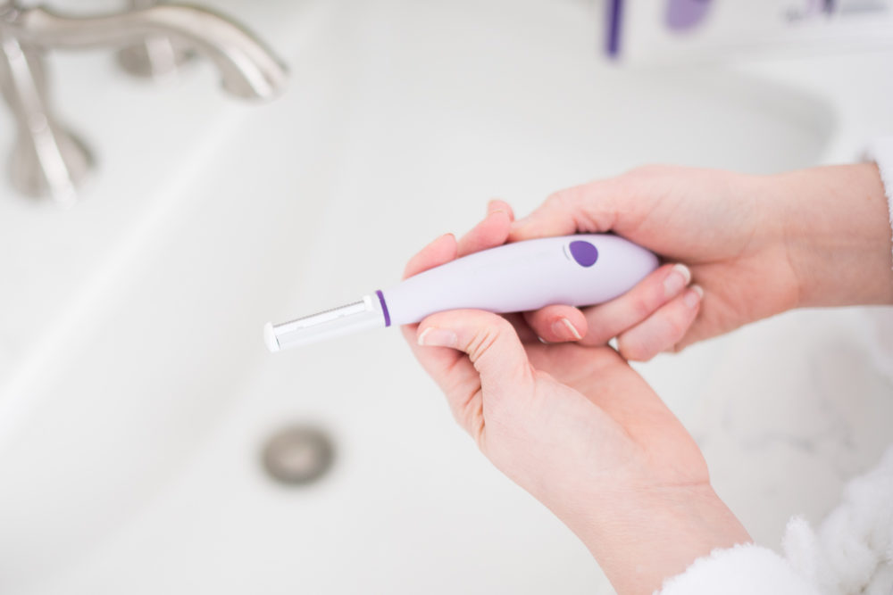 Petite Fashion and Style Blog | Michael Todd Beauty Sonicsmooth Dermaplaning System Review | Click to Read More...