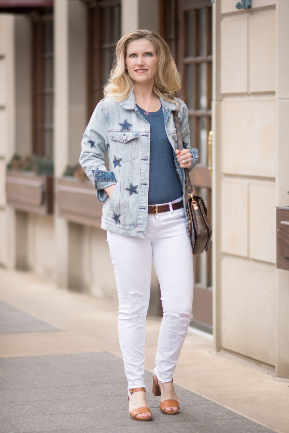 Michigan Petite Fashion and Lifestyle Blog | Amazon Daily Ritual T-shirts