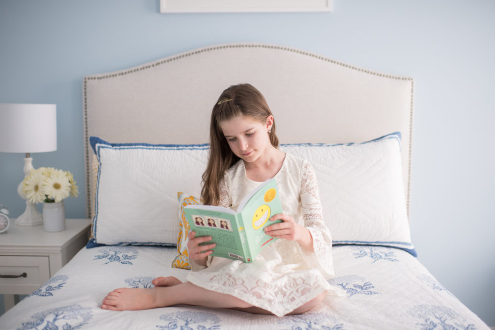 Petite Fashion and Style Blog | Serena and Lily Bedding | Serena and Lily Tropez Quilt