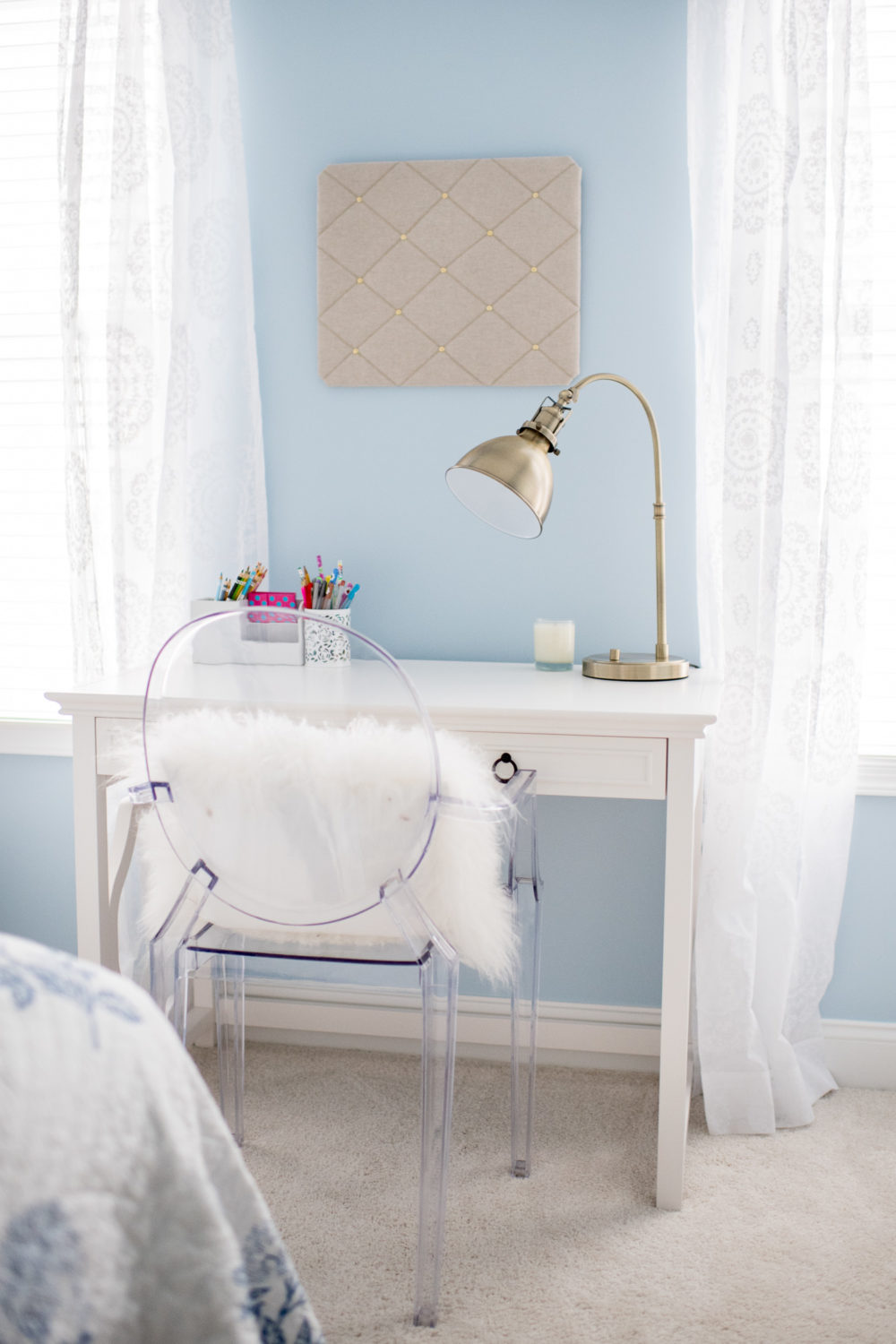 Petite Fashion and Style Blog | Serena and Lily Bedding | Serena and Lily Tropez Quilt
