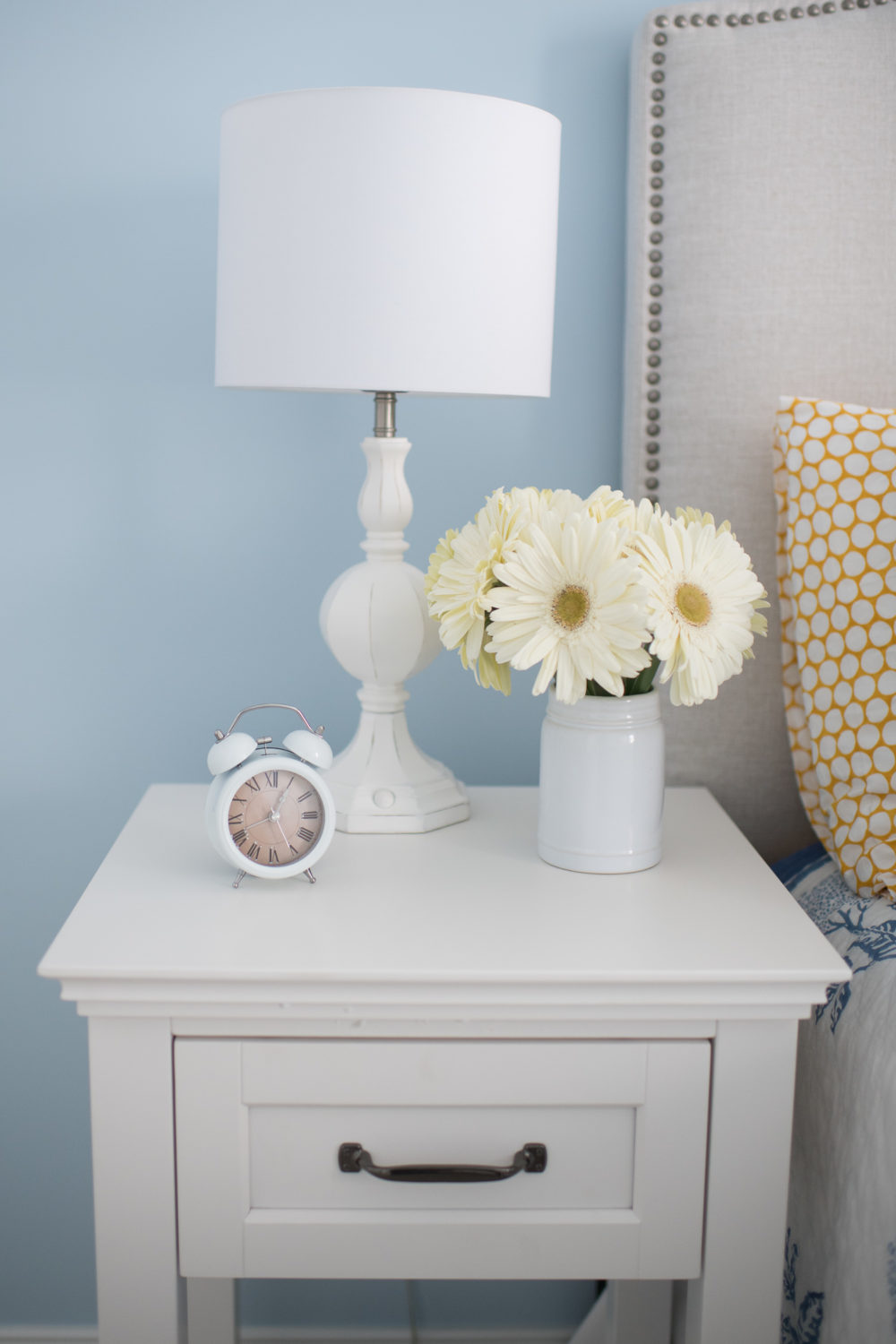 Petite Fashion and Style Blog | Serena and Lily Bedding | Serena and Lily Tropez Quilt