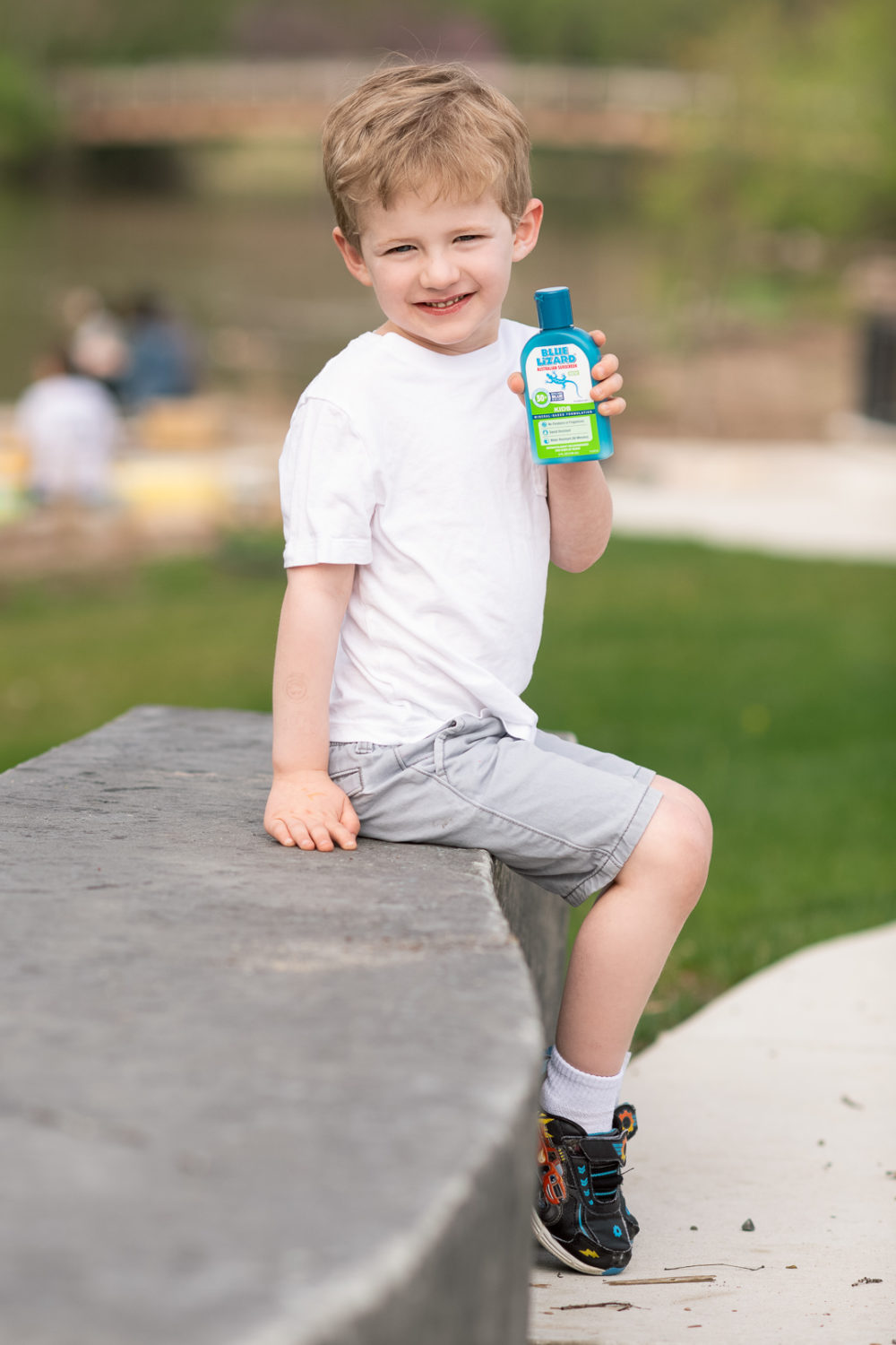 Michigan Petite Fashion and Lifestyle Blog | Blue Lizard Sunscreen | Blue Lizard Sunscreen Review
