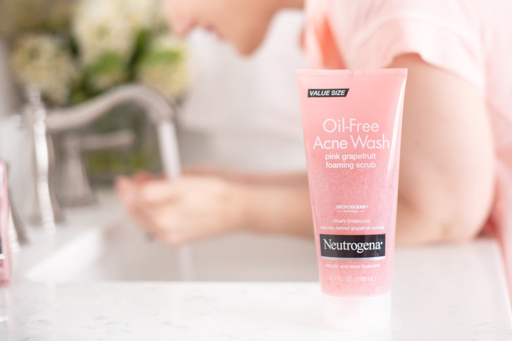 Michigan Petite Fashion and Lifestyle Blog | Neutrogena Pink Grapefruit