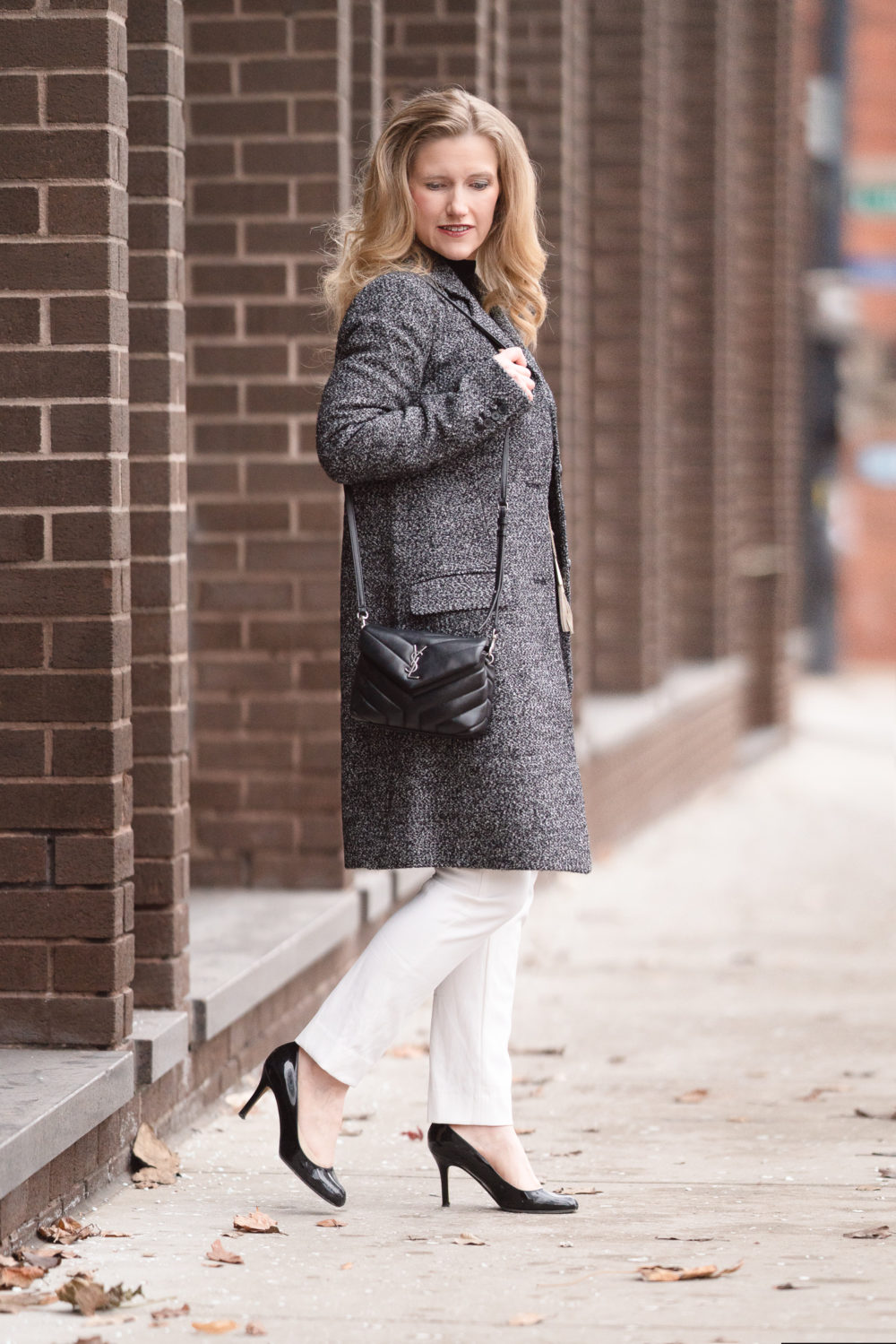 Petite Fashion and Style Blog |Lark & Ro Single Breasted Walker Coat | Amazon Cashmere Sweater