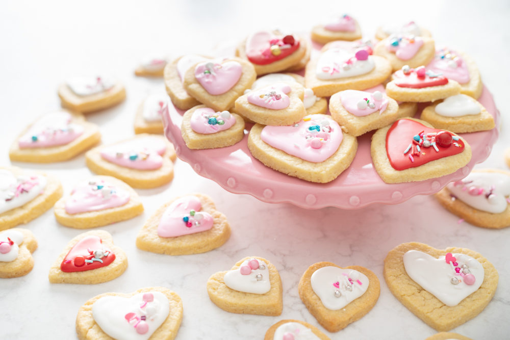 Petite Fashion and Style Blog | Valentine sugar cookies