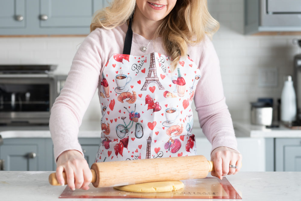 Petite Fashion and Style Blog | Valentine's Day Sugar Cookies