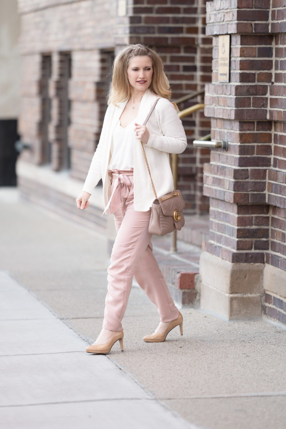 Petite Fashion Blog | Socialite Paper Bag Trousers | Loft Ribbed Cardigan | Gucci Marmont Shoulder Bag