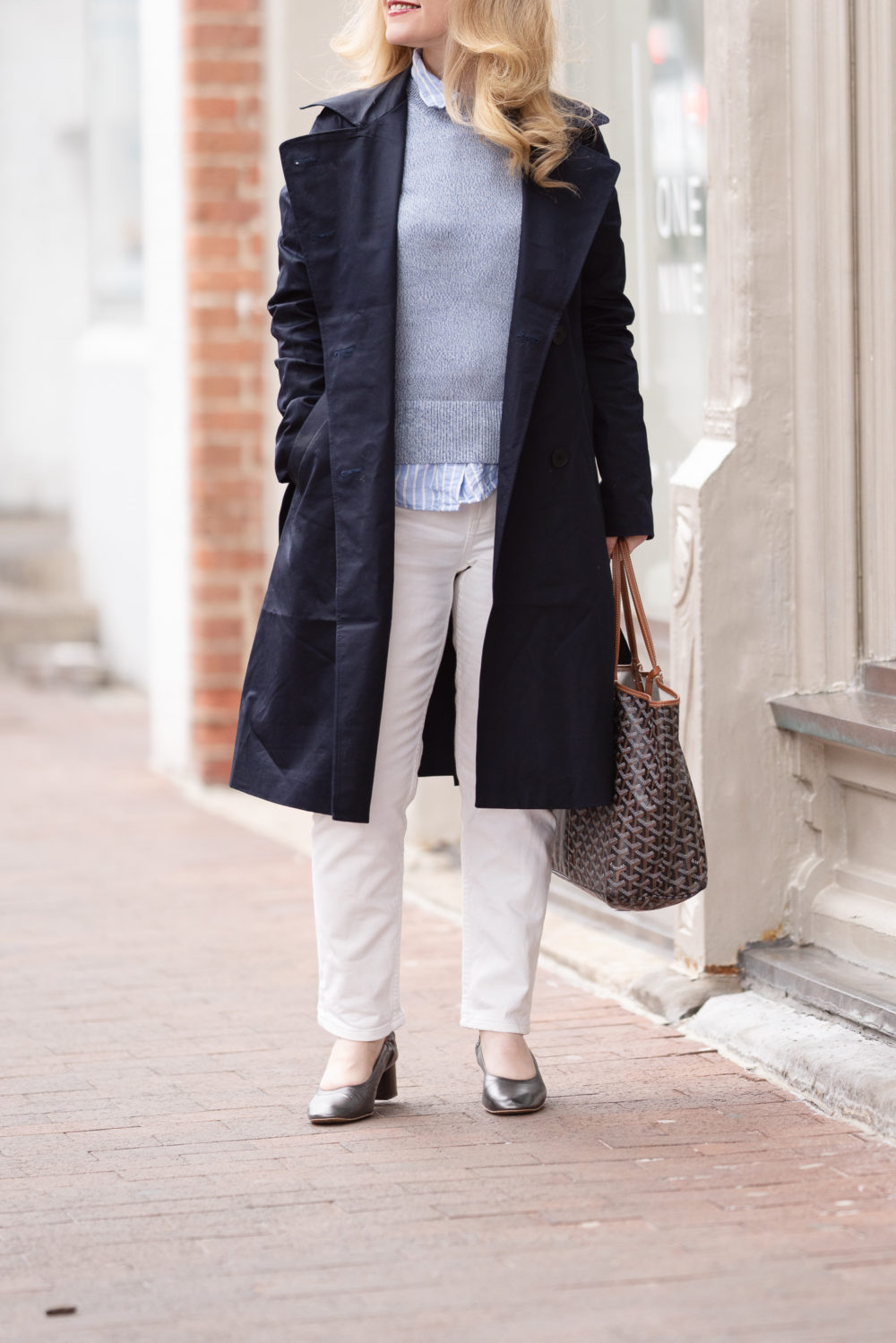 Petite Fashion Blog | Everlane Drape Trench Coat | Everlane Soft Cotton Crew | Everlane Cheeky Straight Jean | Everlane Day Heel