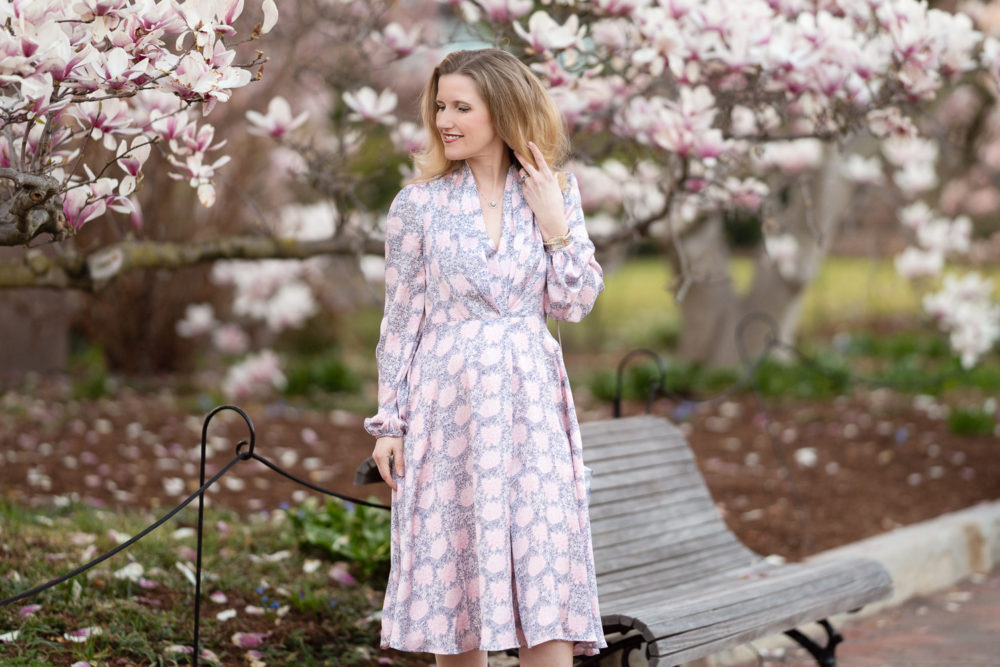Petite Fashion Blog | Smithsonian Gardens | Gal Meets Glam Dresses | Magnolia Trees in Bloom | Magnolia Trees