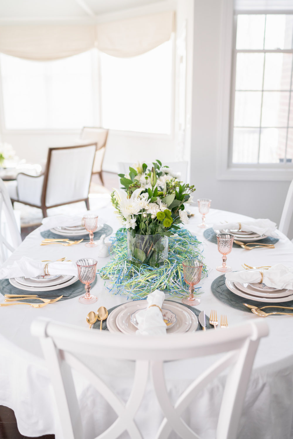Petite Fashion Blog | Spring Tablescape | Easter Tablescape | Juliska Berry and Thread Plates | Juliska Floretta