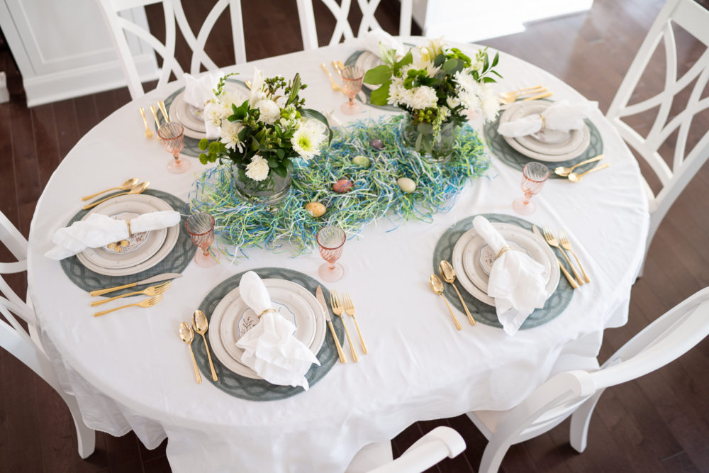 Petite Fashion Blog | Spring Tablescape | Easter Tablescape | Juliska Berry and Thread Plates | Juliska Floretta