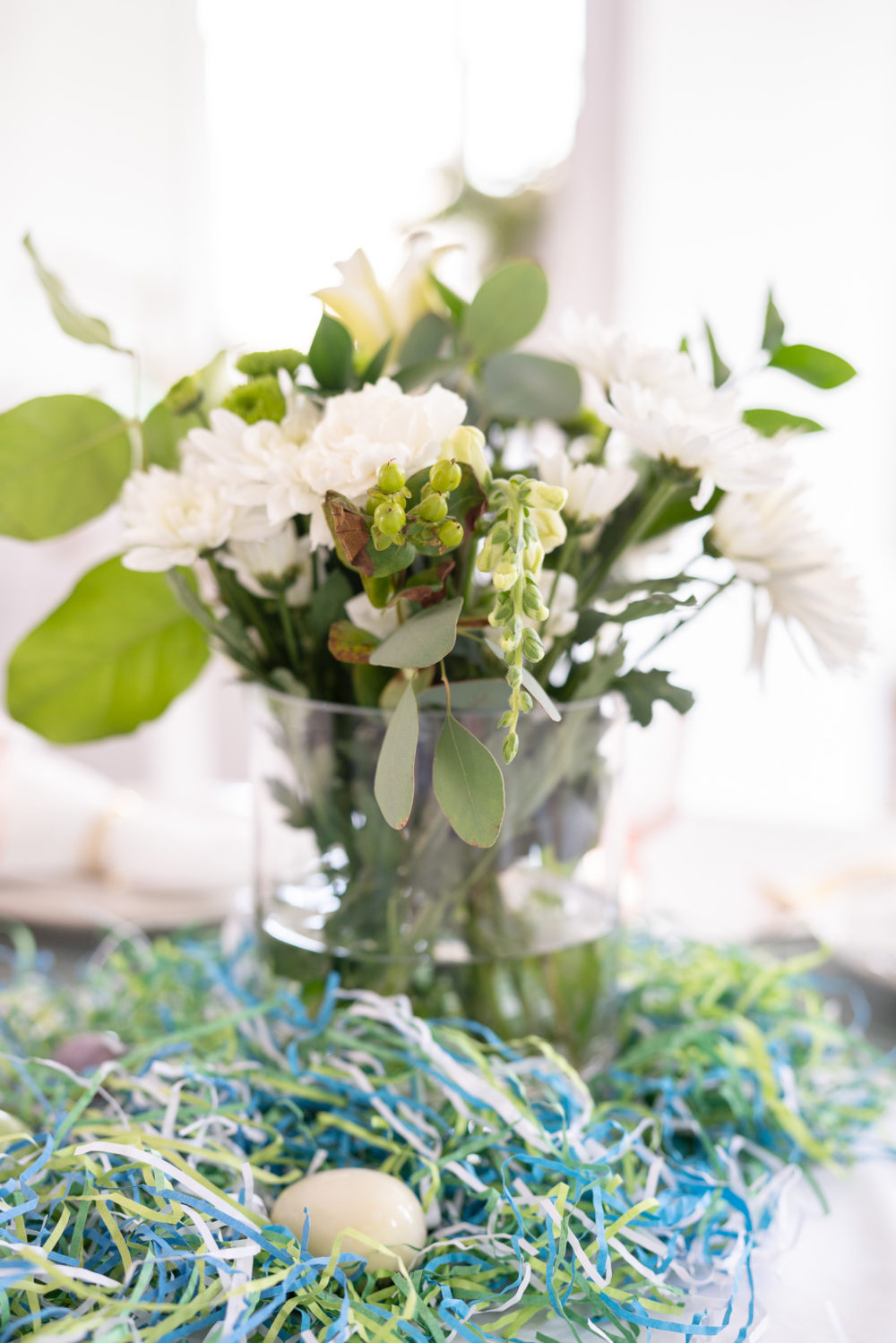 Petite Fashion Blog | Spring Tablescape | Easter Tablescape | Juliska Berry and Thread Plates | Juliska Floretta
