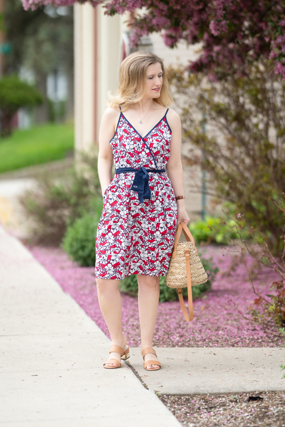 Petite Fashion Blog | Vineyard Vines Target | Vineyard Vines Hibiscus Wrap Dress