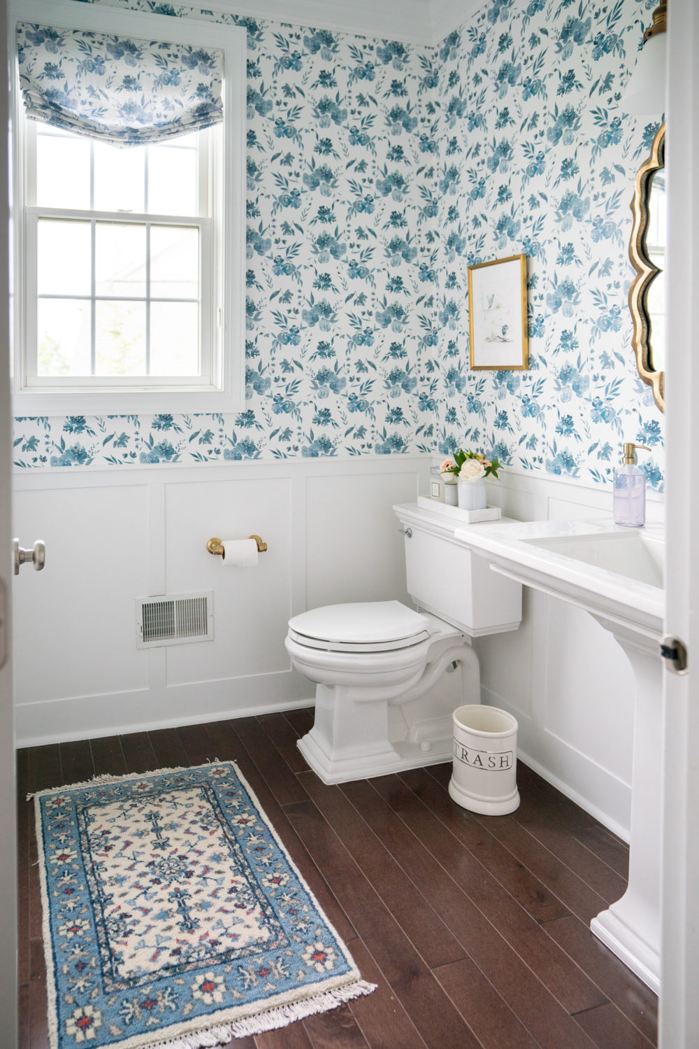 Petite Fashion Blog | Caitlin Wilson Wallpaper | Caitlin Wilson Rugs | Powder Room Ideas | Powder Room Makeover