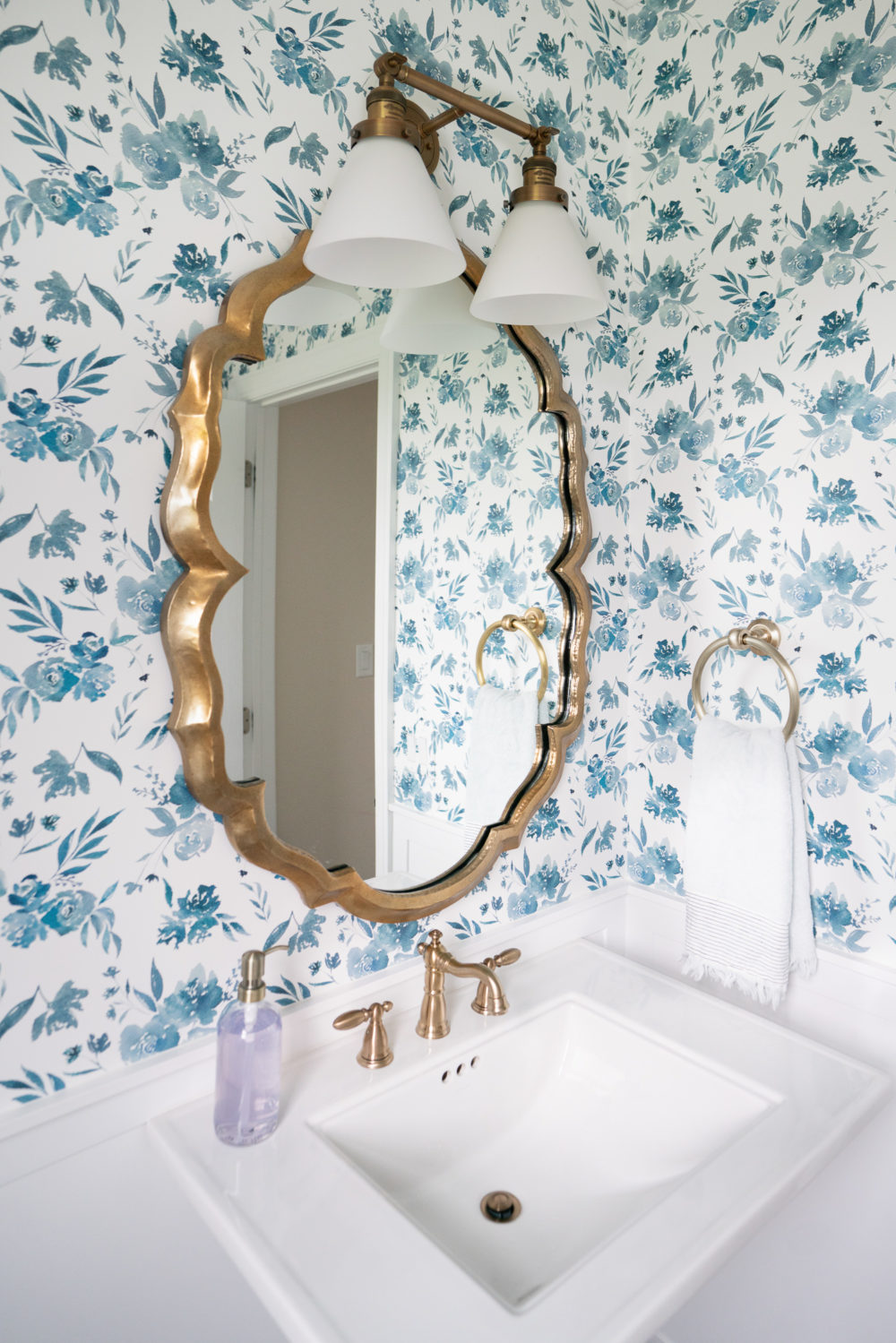 Petite Fashion Blog | Caitlin Wilson Wallpaper | Caitlin Wilson Rugs | Powder Room Ideas | Powder Room Makeover