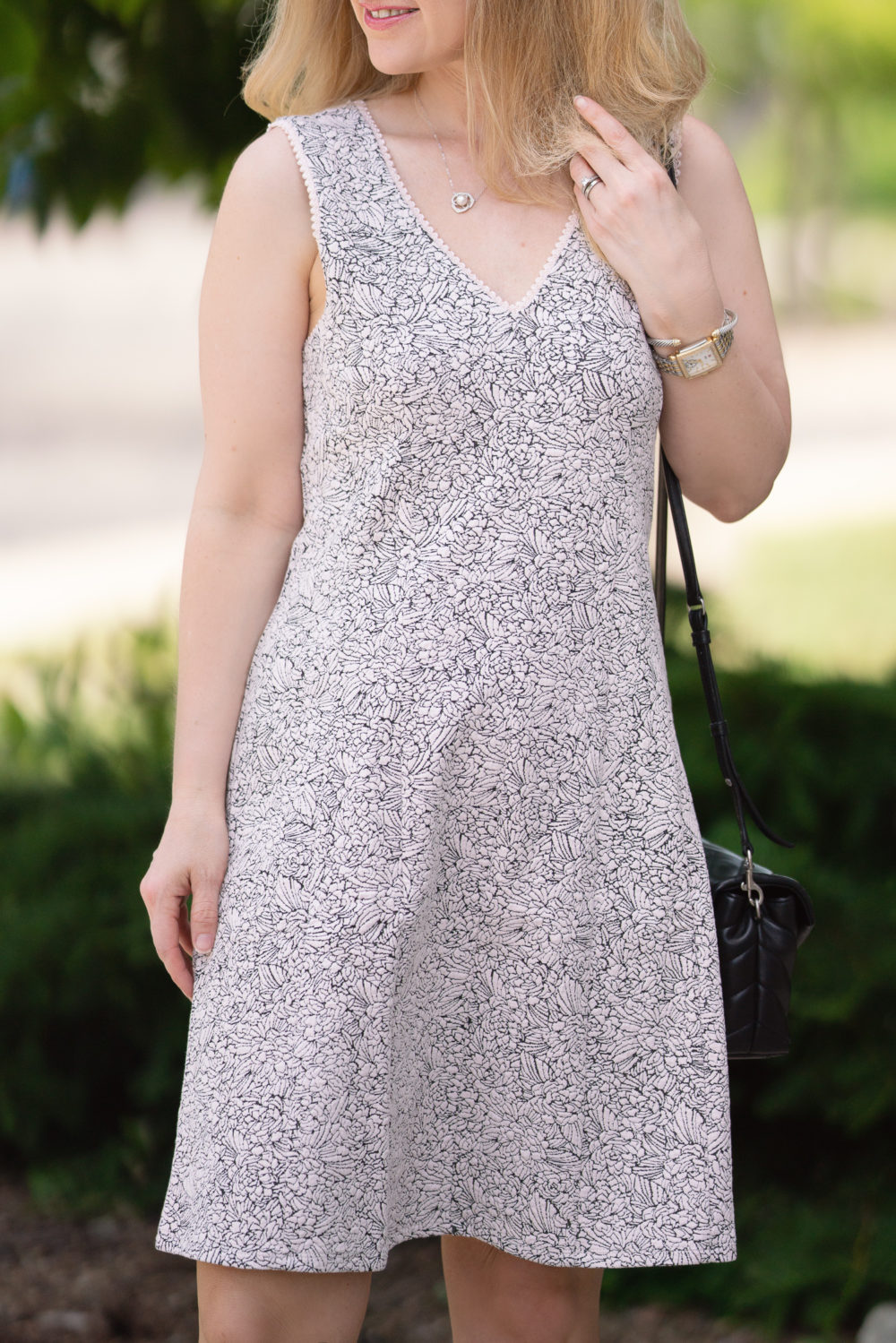 Petite Fashion Blog | Loft Rose Jacquard Flare Dress | Loft Sale