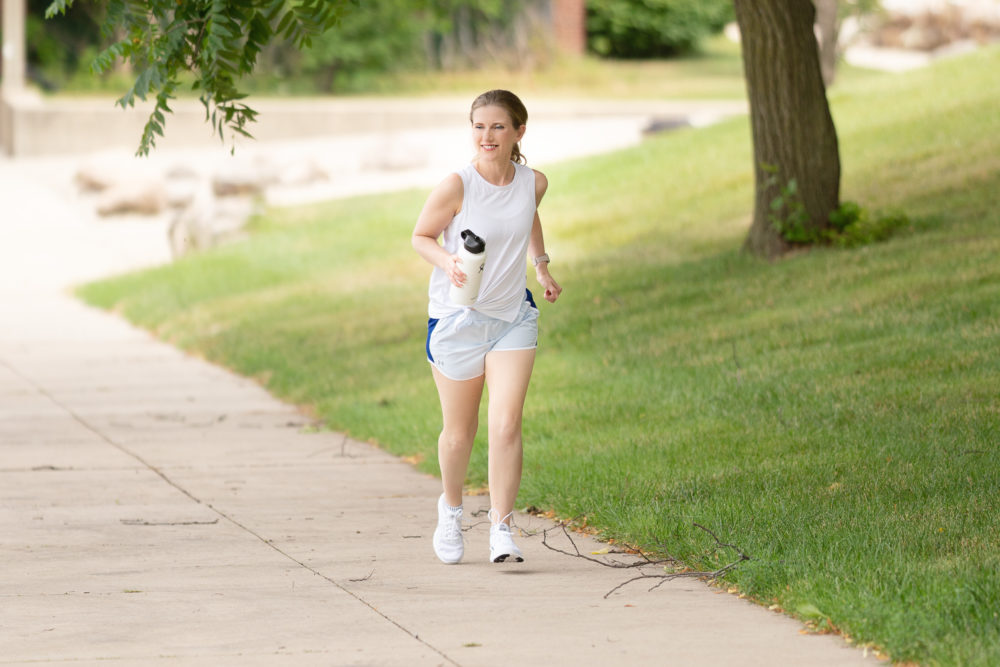 Petite Fashion Blog | Amazon Activewear | Bestisun Tie Knot Tank Top | Nike Women's in-Season Trainer 7 Cross | Under Armour Fly By Running Shorts