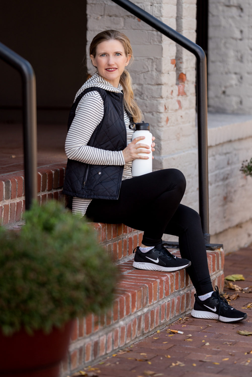 Petite Fashion Blog | Amazon Core 10 Leggings | Amazon Essentials Stripe Pullover | Amazon Women's Leggings | Puffer Vest | Black Nike Sneakers | Hydroflask