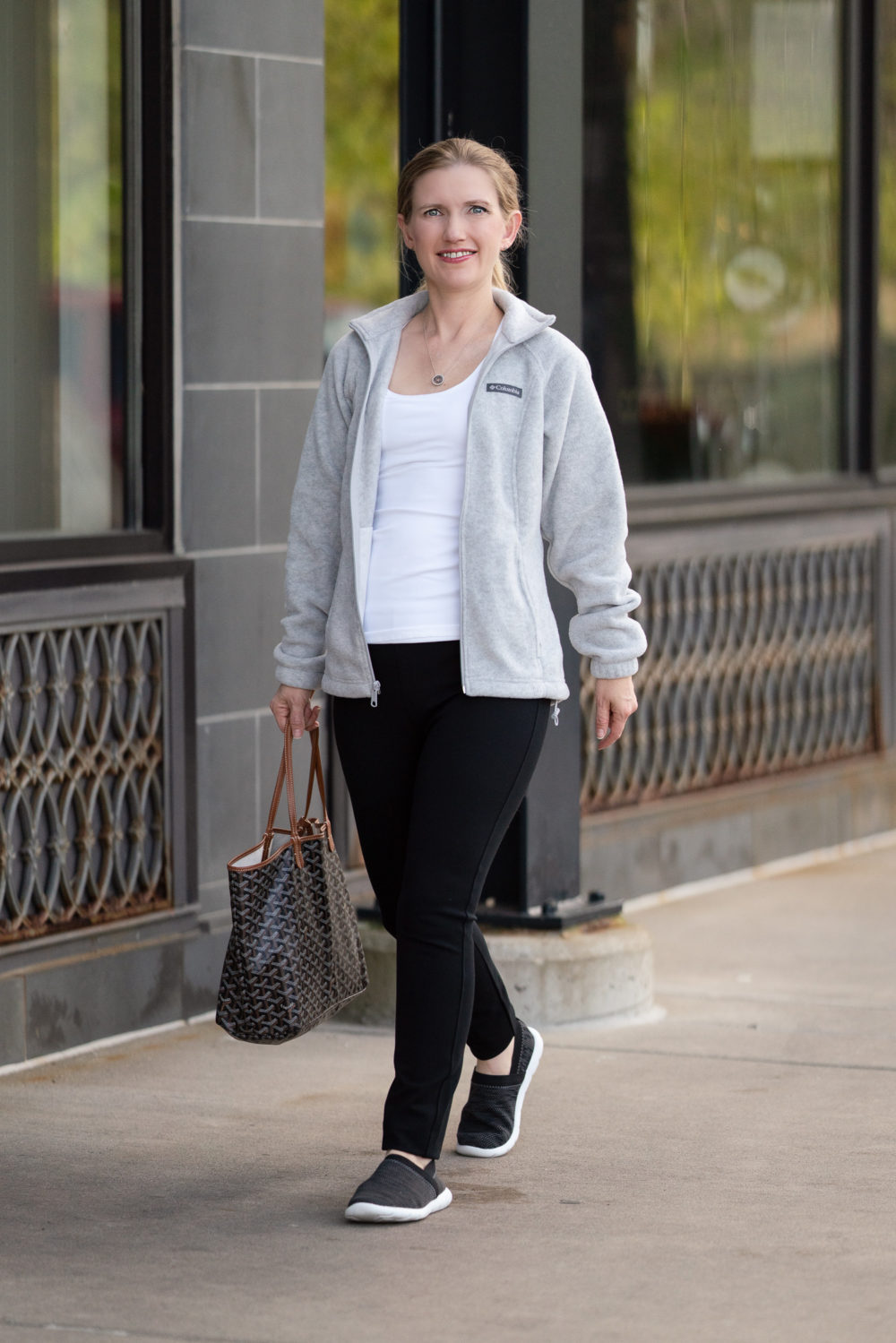 Petite Fashion Blog | Columbia Fleece Jacket | Isotoner Zenz | Goyard Tote