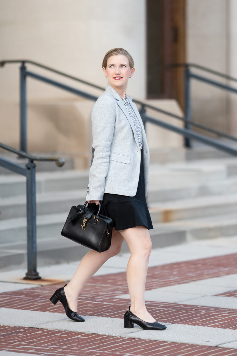 Petite Fashion Blog | Loft Herringbone Modern Blazer | Loft Flippy Skirt | Everlane Day Heel | Loft Sale