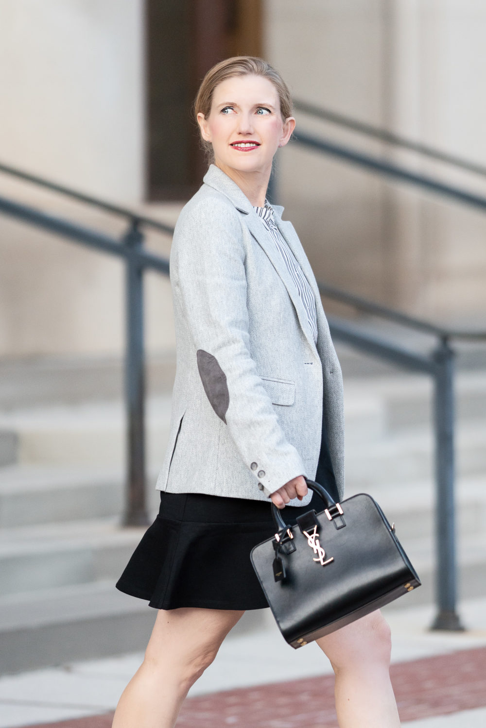 Petite Fashion Blog | Loft Herringbone Modern Blazer | Loft Flippy Skirt | Everlane Day Heel | Loft Sale