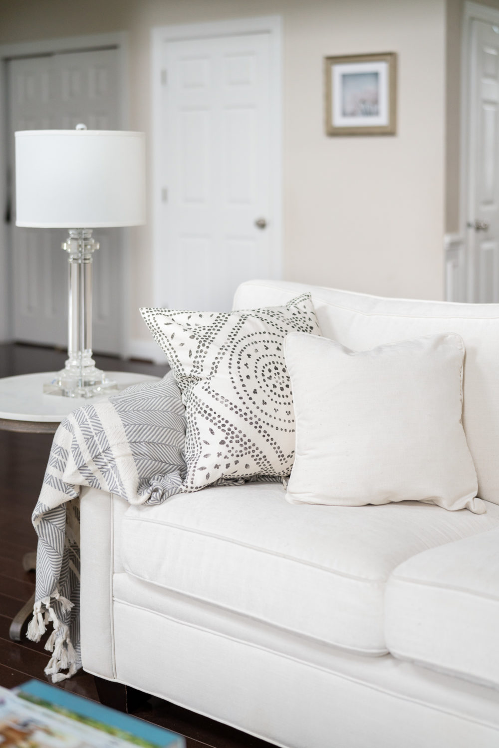 Petite Fashion Blog | Serena and Lily Pillows | Serena and Lily Friends and Family Sale | Serena and Lily Coupon