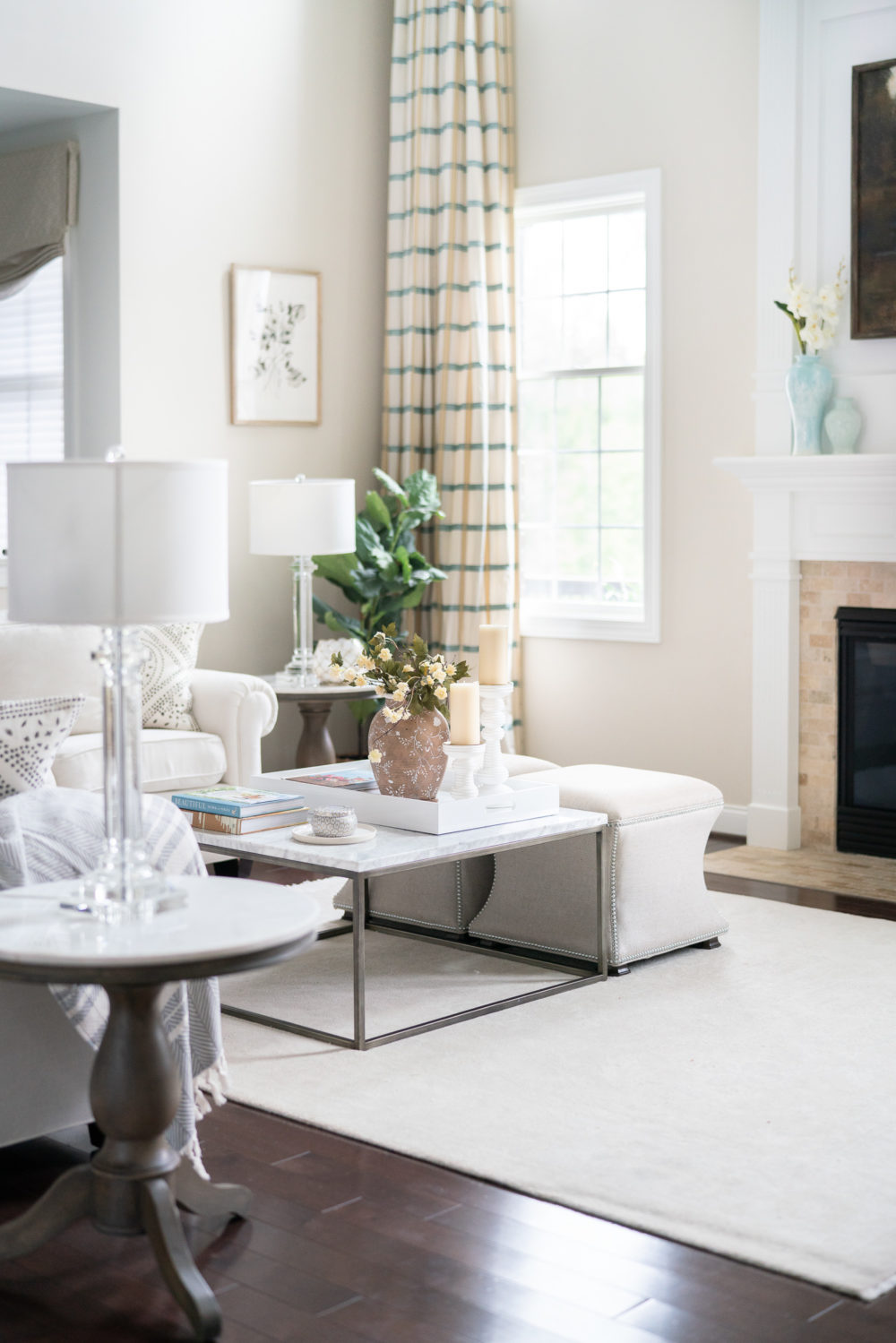 Petite Fashion Blog | Serena and Lily Pillows | Serena and Lily Friends and Family Sale | Serena and Lily Coupon