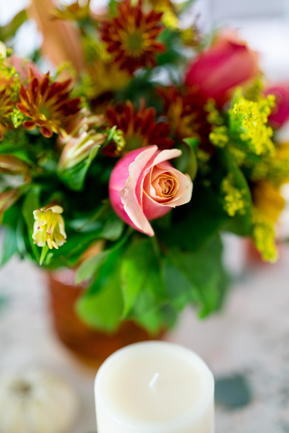 Petite Fashion Blog | FTD Flowers | FTD Thanksgiving Bouquet | Thanksgiving table decor | Thanksgiving tablescape | Pumpkin Pie recipe | 