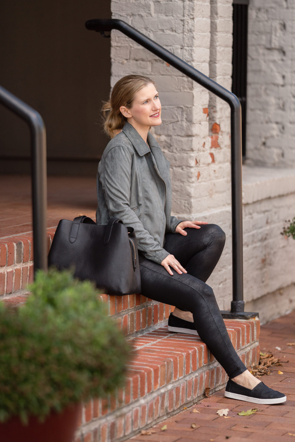 Petite Fashion Blog | Peach Fall Collection | Peach Moto Jacket | Cuyana Tote