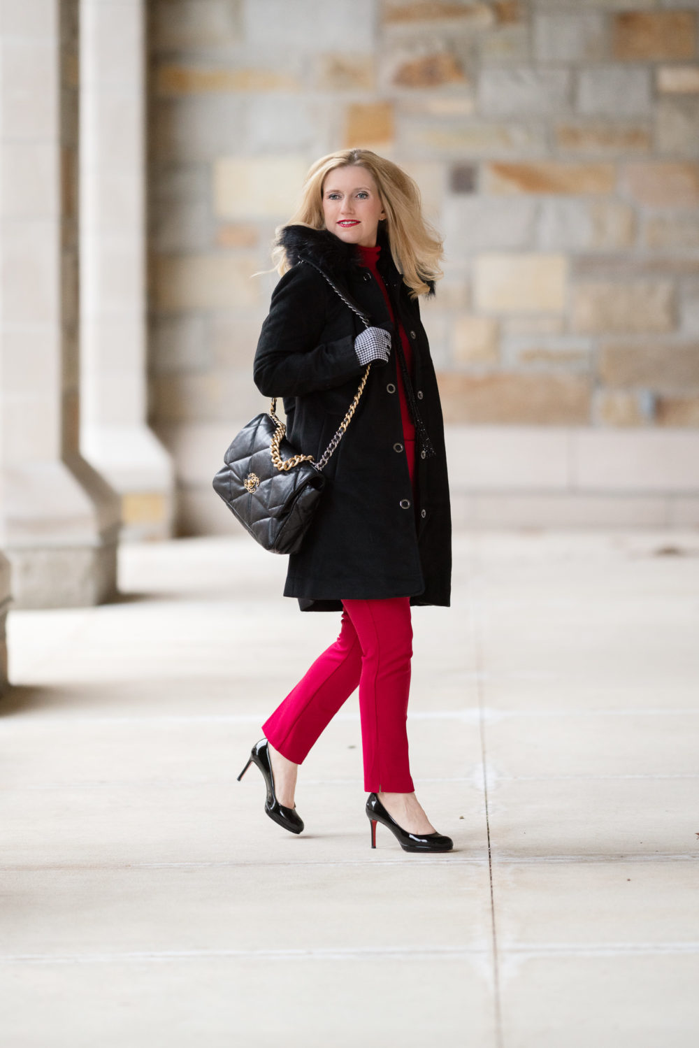 Petite Fashion Blog | Chicos CoolMax Turtleneck Sweater | Chicos Juliet Ankle Pants | Herringbone Print Gloves | Chanel 19 Bag