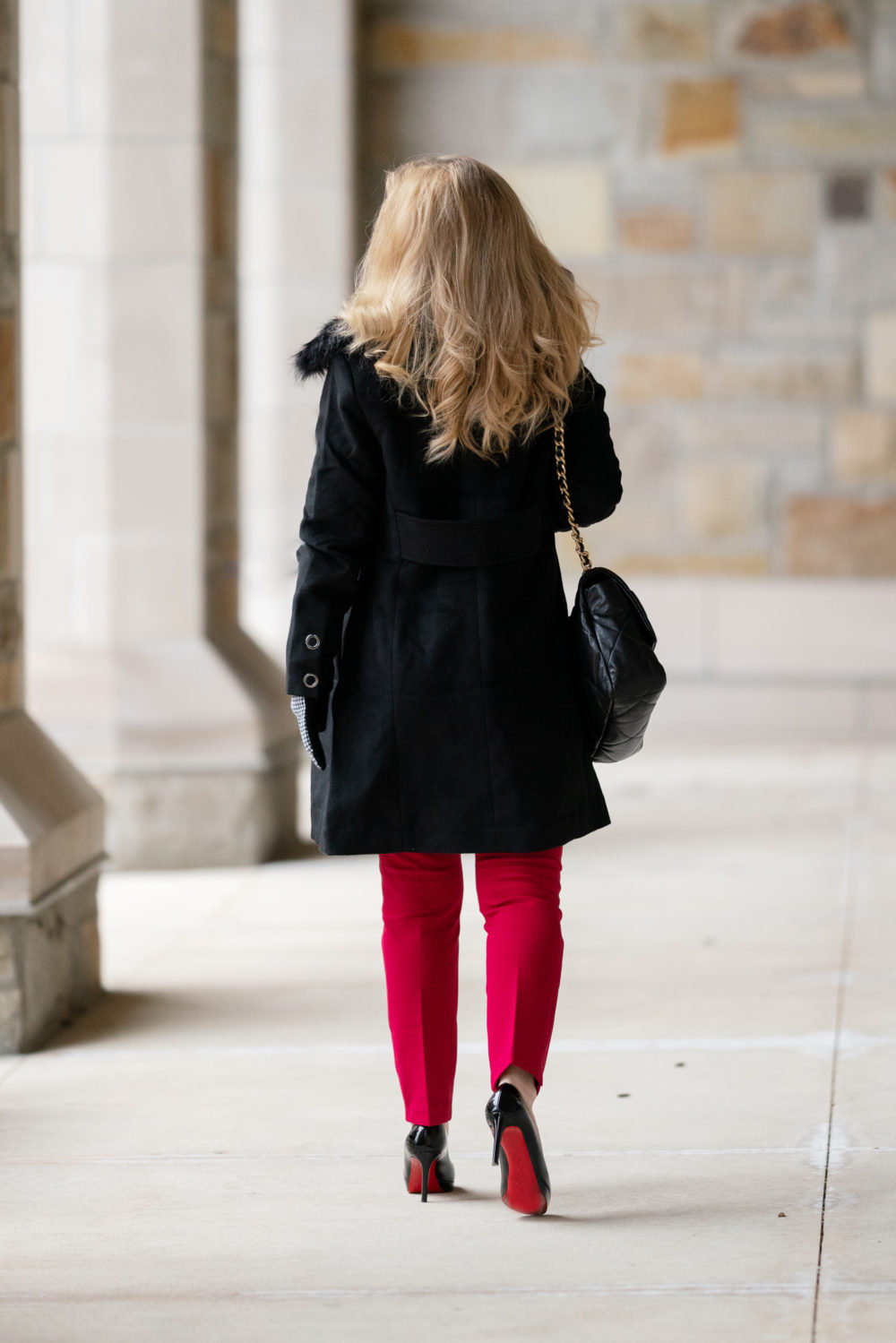 Petite Fashion Blog | Chicos CoolMax Turtleneck Sweater | Chicos Juliet Ankle Pants | Herringbone Print Gloves | Chanel 19 Bag